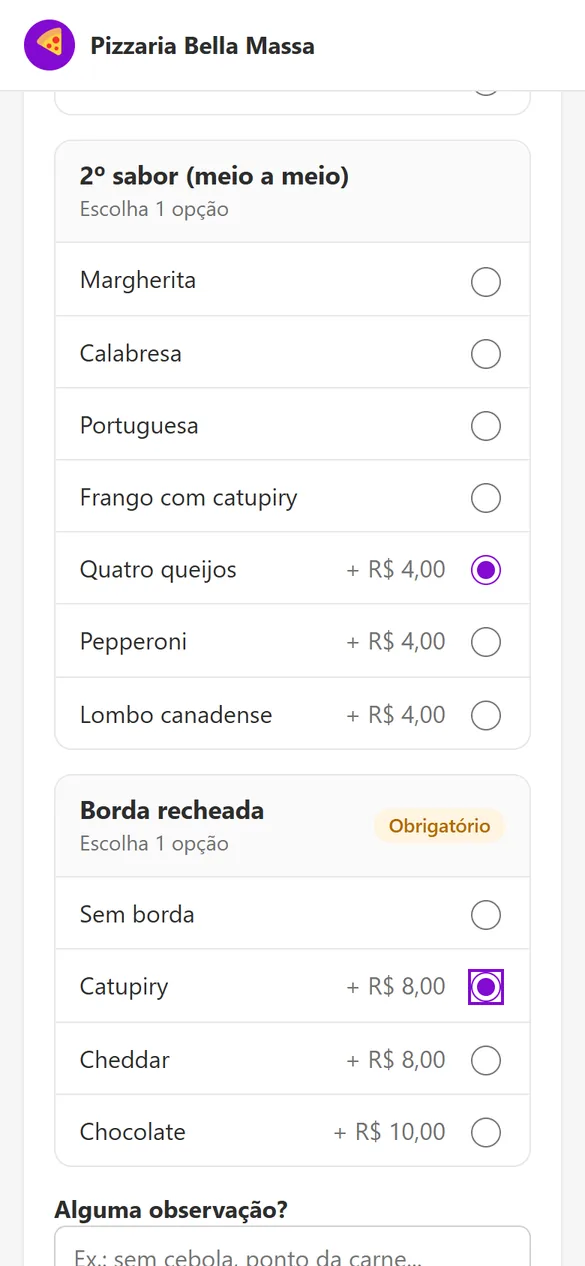 Escolha de sabores e borda da pizza no celular